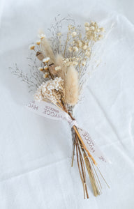 SMALL DRIED FLORAL BOUQUET- NEUTRAL